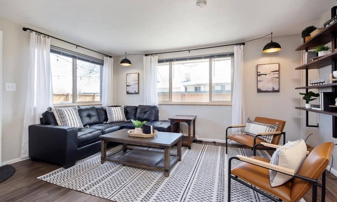 Wheat Ridge Apartment | Modern Chic Retreat | Near Mtns & Red Rocks | Wifi