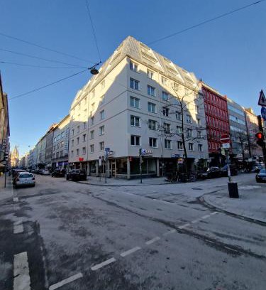 Perlach Apartment | Modern City Apartment 3
