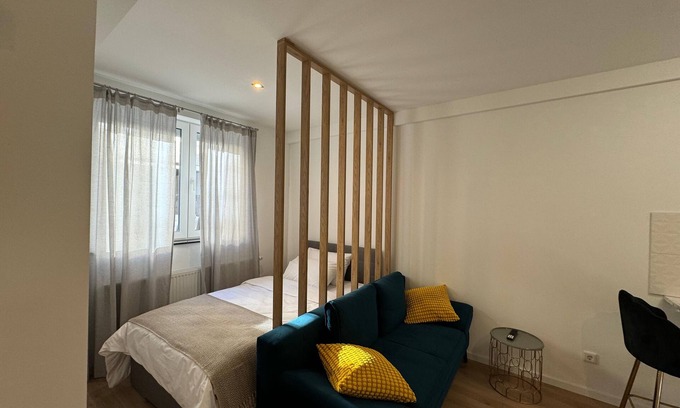 Altstadt - Sankt Lorenz Apartment | Modern city apartment, only 5 min. to the center