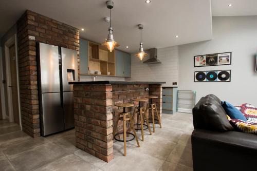 North Wall Bed & Breakfast | Modern City Centre Rooms
