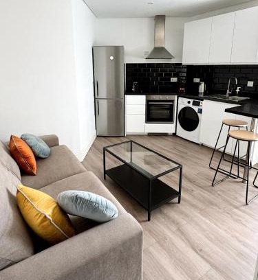 Gibraltar Apartment | Modern City Centre Two Bedroom Windsor Apartment - Grand Central House