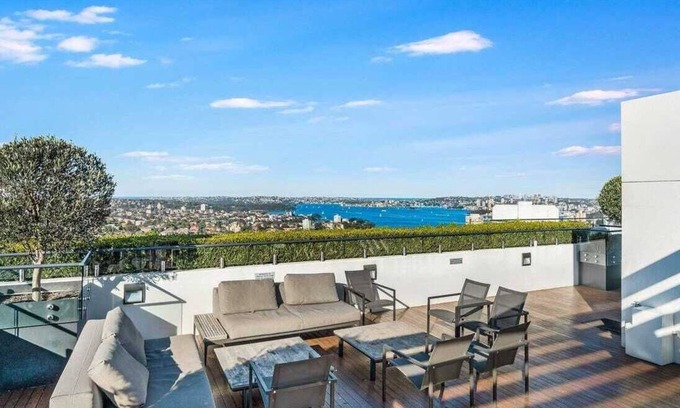 North Sydney Apartment | Modern City Pad with Rooftop Pool and Gym