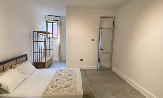 Madina Apartment | Modern contemporary 2 bedroom & 2 bathroom apartment