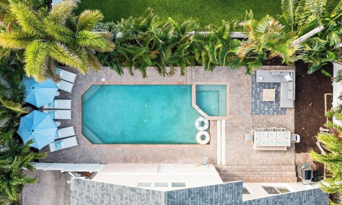 Palm Beach Shores House | Modern Coastal Escape | Outdoor Living + Grill