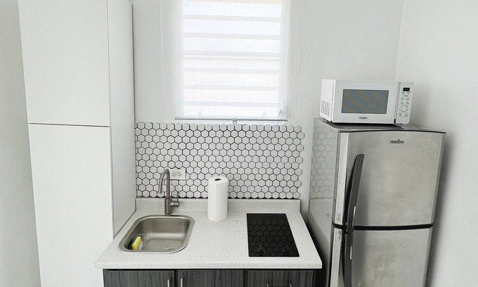 Canas Urbano Apartment | Modern, Cozy & Great Location