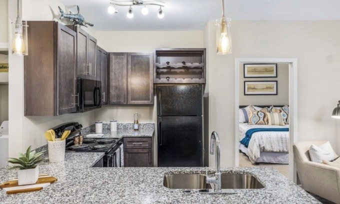 Ladson Apartment | modern cozy