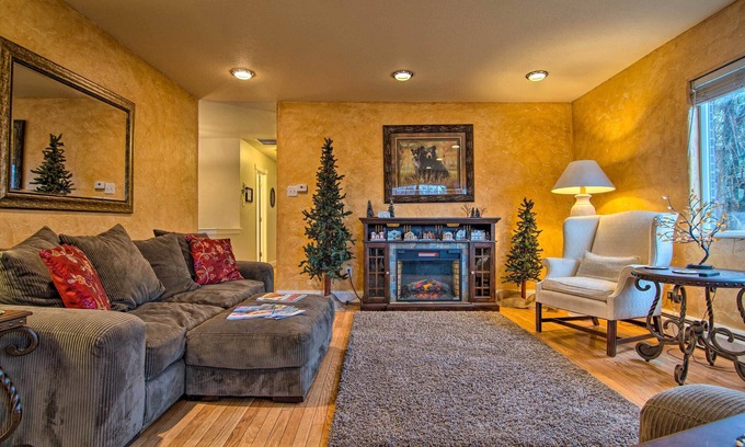 Creighton House | Modern Creekside Home: 9 Mi to Downtown Denver
