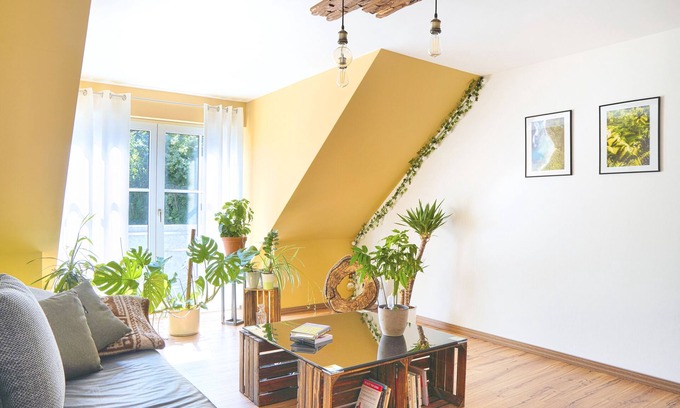 Pfaffenhofen an der Ilm Apartment | Modern, cozy & central - kitchen, parking space, Netflix & more