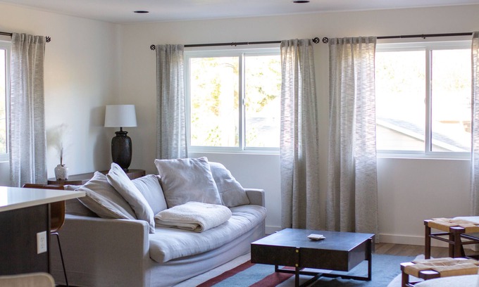 Bozeman House | Modern Downtown Getaway - Walk Everywhere