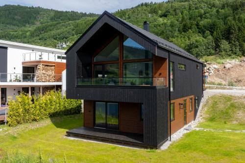 Hafslo Apartment | Modern gem at Hafslovatnet