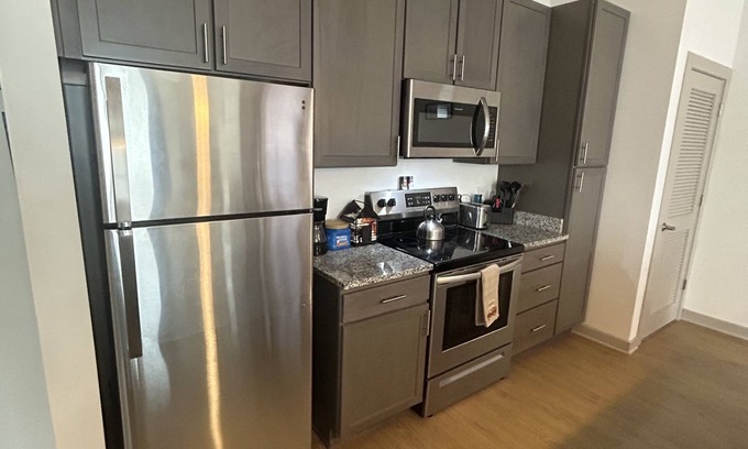 Downtown Richmond Apartment | Modern Gem in the Shockoe, mins to VCU
