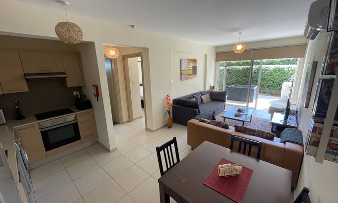 Pyla Apartment | Modern ground floor apartment with patio, pool and tennis court
