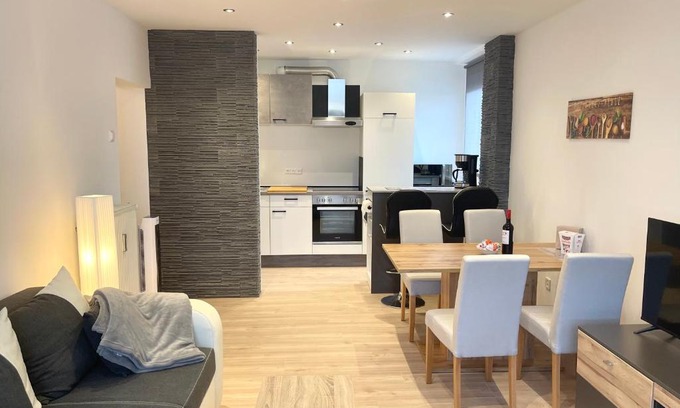 Graz Apartment | Modern Havanna Appartment