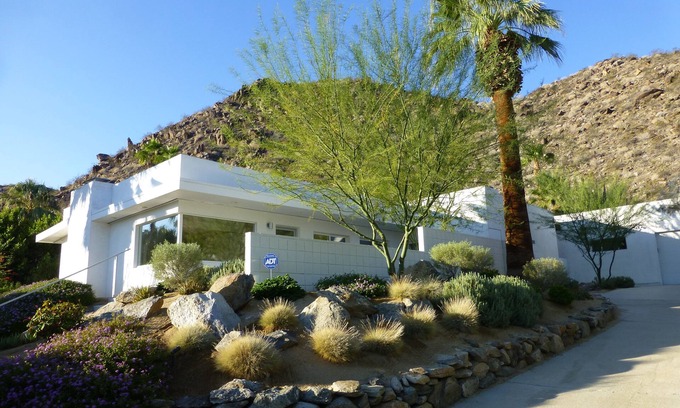 Palm Springs House | Modern Hillside Retreat+Private+Great Views+Wind-Protected +Paradise!
