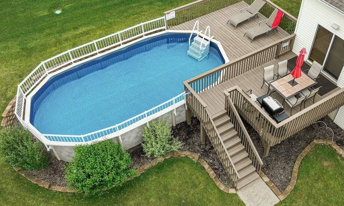Fairfax House | Modern House ❤ Heated Pool ❤ Safe & Family Friendly Place ❤ Sauna ❤ 3 Car Garage