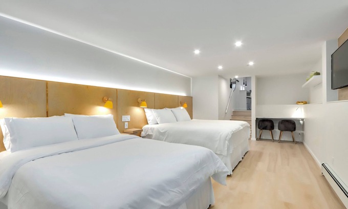 Burnaby House | Modern King-Size Guest Suite