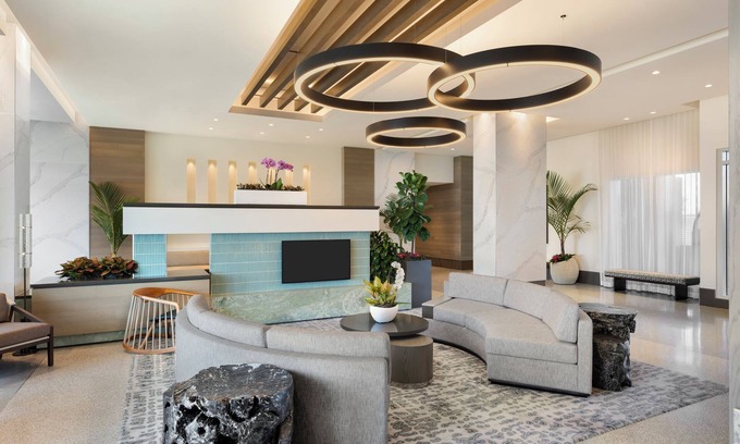 Charlotte Harbor House | Modern King Studio Close to Dining, Shopping, and Waterfront Parks