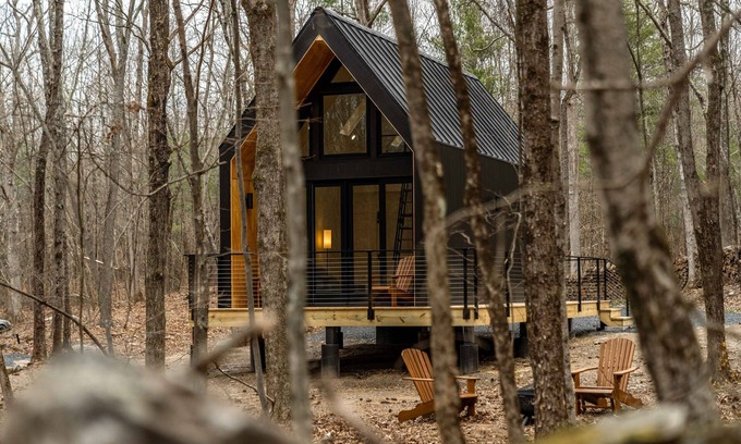 Catskill House | Modern Luxurious Cabin, Catskills - The Tiny Nook