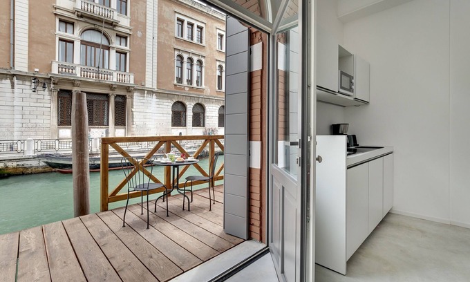 Castello Apartment | Modern Luxury LOFT "Giorgio"