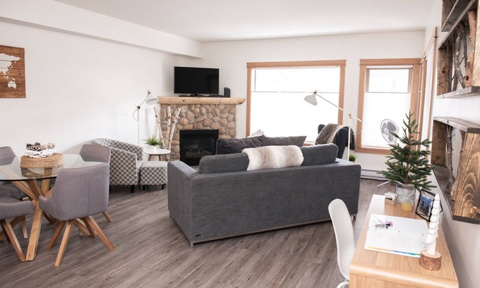 Canmore Condo | Modern Mountain View Condo in Prime Central Location: Bliss at Canmore Crossing!