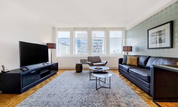 Back Bay Apartment | Modern One Bedroom Apartment in Boston's Back Bay