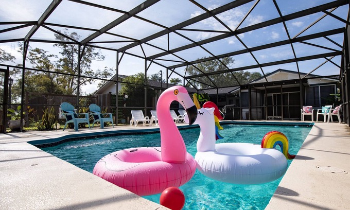 St. Cloud House | Modern Peaceful Pool Home, 25 Mins To Theme Parks!