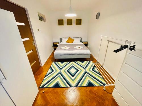 Resita Apartment | Modern place to Stay-self check-in nonstop 24h-wifi
