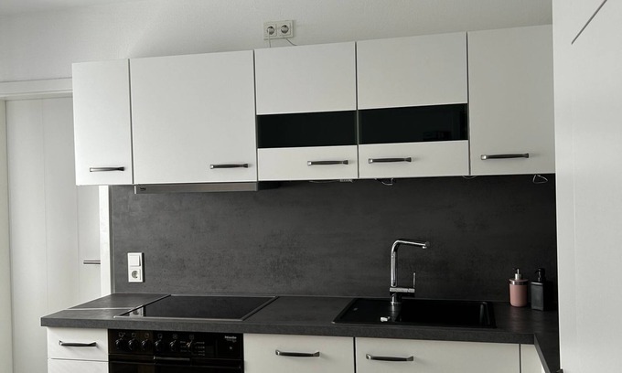 Hallenberg Apartment | Modern Renovierte Wohnung in Zentraler Lage