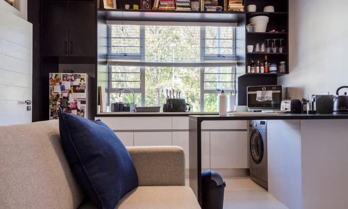 Three Anchor Bay Apartment | Modern Sea Point and City Gem