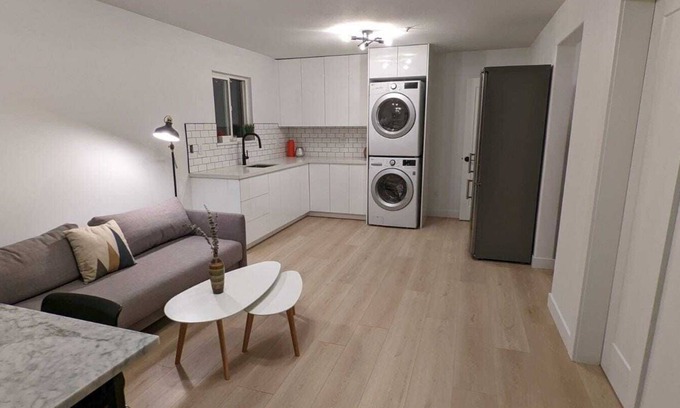 Riley Park Apartment | Modern, spacious Main Street Guest Suite, 1 BR