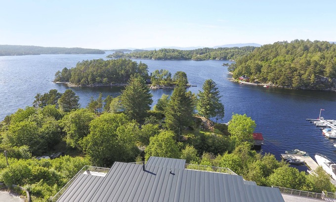 Grimsland House | Modern Spectacular Water View Relaxation Hiking Cycling Fishing Optional Boat