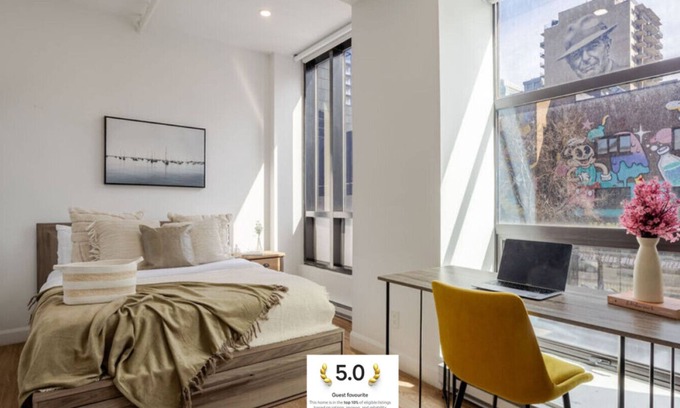 Downtown Montreal Apartment | Modern Studio on Bishop - Spotlight MTL