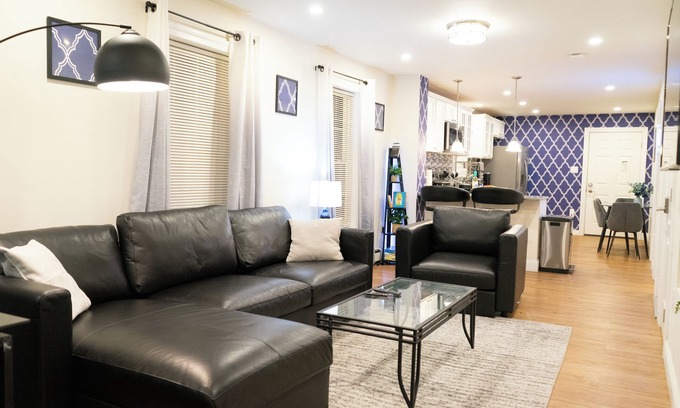 Dudley - Brunswick King Condo | Modern & Stylish 1-Bedroom Condo near Downtown