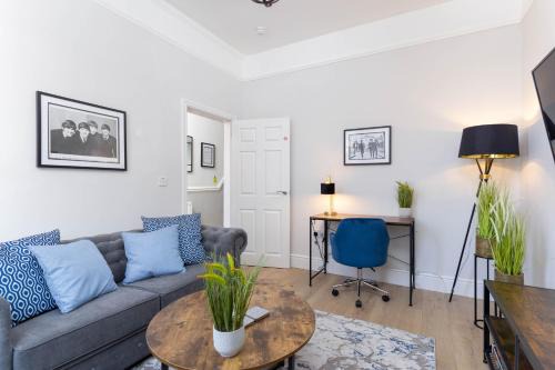 Liverpool House | Modern & Stylish Home at the corner of famous Penny Lane in Liverpool
