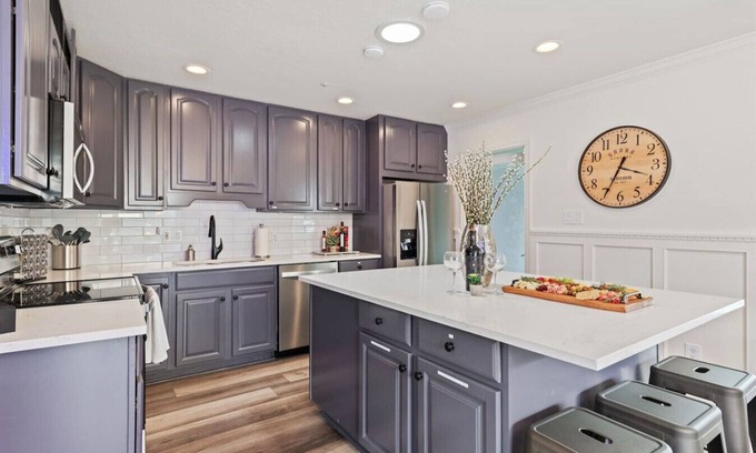 Scottsdale Highlands Estates House | Modern & Upscale Entertainment Oasis: Private Pool