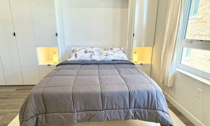 City Park West Apartment | Modern Uptown Studio Near Downtown!
