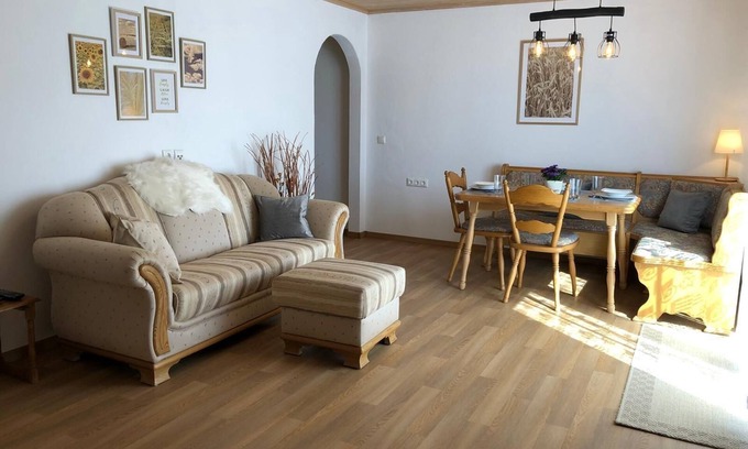 Hohenwarth Apartment | Modern vacation apartment (100sqm) with balcony