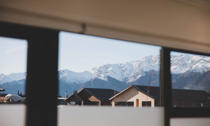Lake Hawea House | Modern Vista - Lake Hawea Holiday Home