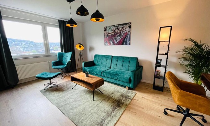 Elberfeld Apartment | modern * zentral * Netflix * Arbeitsplatz