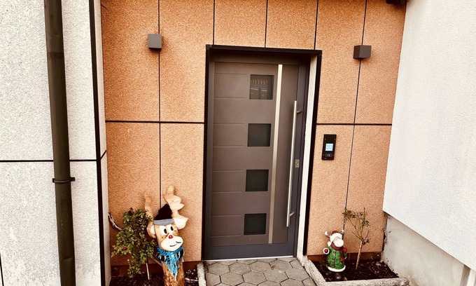 Stammbach Apartment | Moderne Ferienwohnung mit Küche und Garten