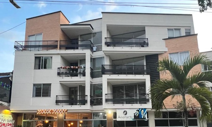 Cartago Apartment | Moderno Penthouse cartago centro vista al rio