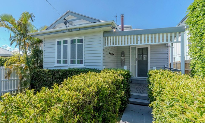 Moffat Beach House | Moffat Magic - NEWLY RENOVATED