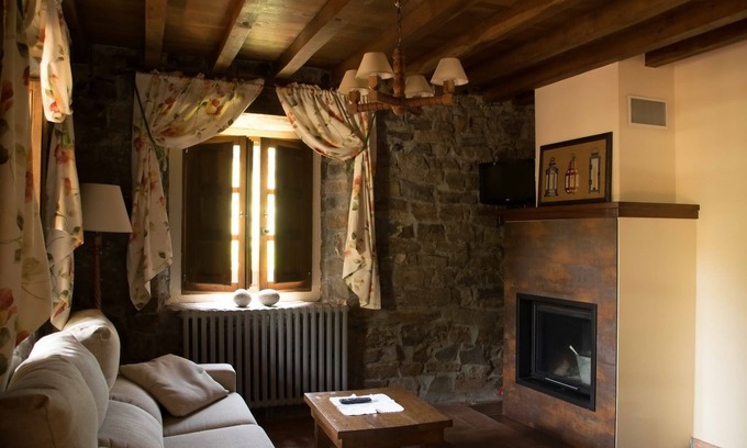 Vega de Pas Apartment | Molino de Yera Apartment