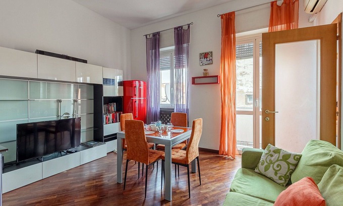 Calvairate Apartment | Molise, Spacious And Bright 1 Br Apartment By Halldis