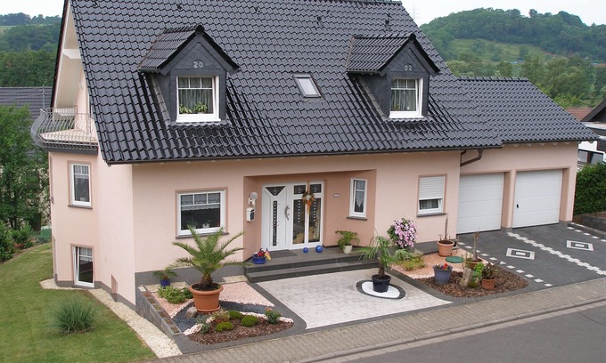 Bausendorf Condo | Mona`s 4* vacation apartment (DTV) - beautiful vacation between Mosel and Vulkaneifel