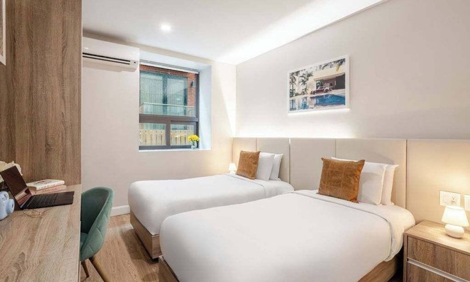 Gay Village Hotel | Monaco Twin – Central MTL Stay | YG3