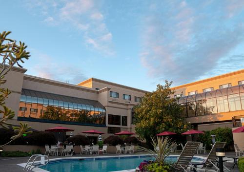 Southgate Hotel | Monarch Hotel & Conference Center