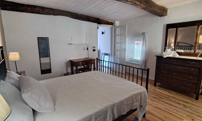 Castelnuovo don Bosco House | Mondonio House