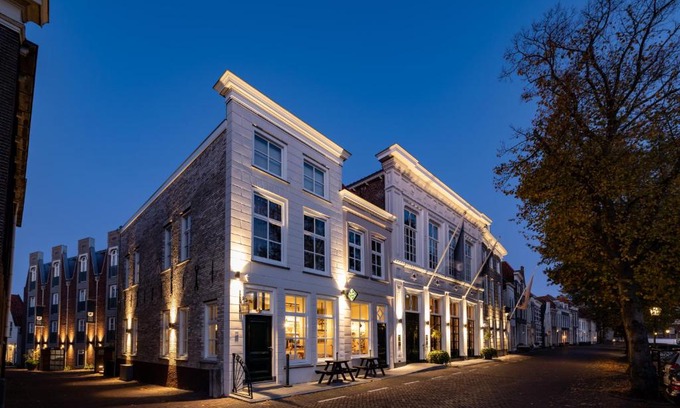 Zierikzee Hotel | Mondragon