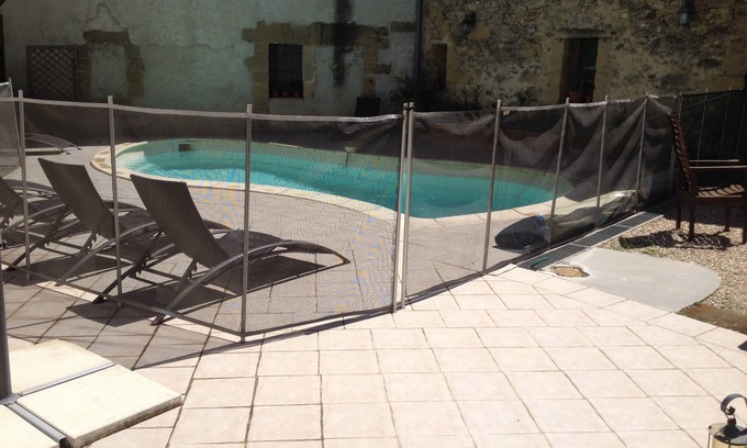 Montaren-et-Saint-Mediers Apartment | Montaren Et Saint Mediers: LODGING the OLIVE-TREES apartment in Farmhouse of the XVIIIème century with independent entry, made safe heated swimming pool and Spa